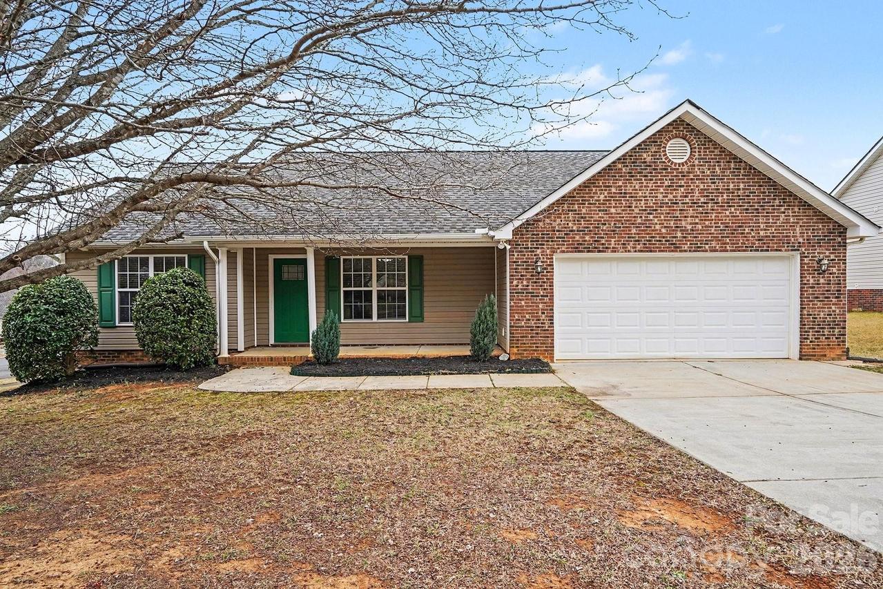 1124 Landen Chase Dr., Monroe, NC 28110