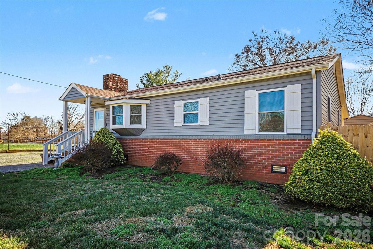 410 E Indiana Ave., Bessemer City, NC 28016