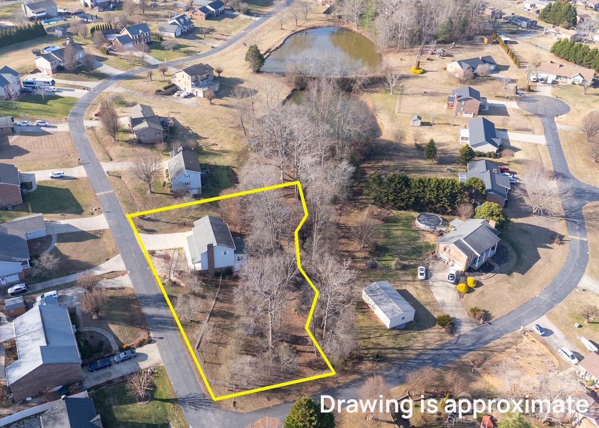 1164 Hidden Lake Dr. #10, Granite Falls, NC 28630