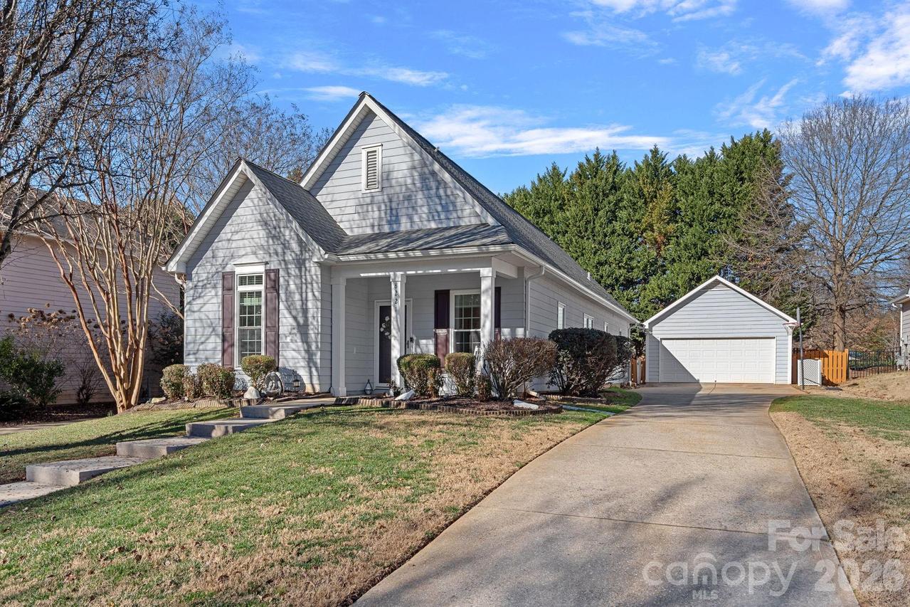 8221 Ballymore Ct., Huntersville, NC 28078