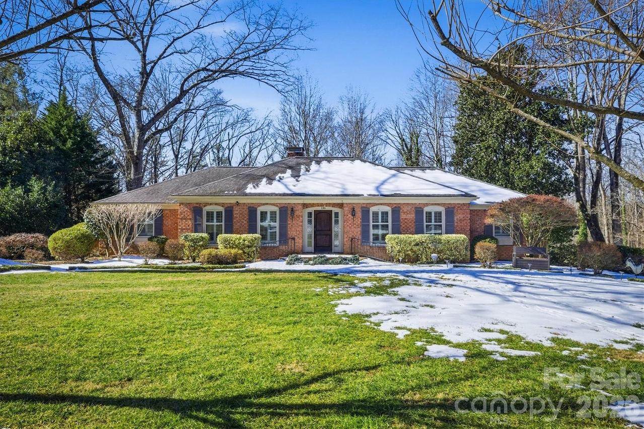 136 Mimosa Hills Dr., Morganton, NC 28655