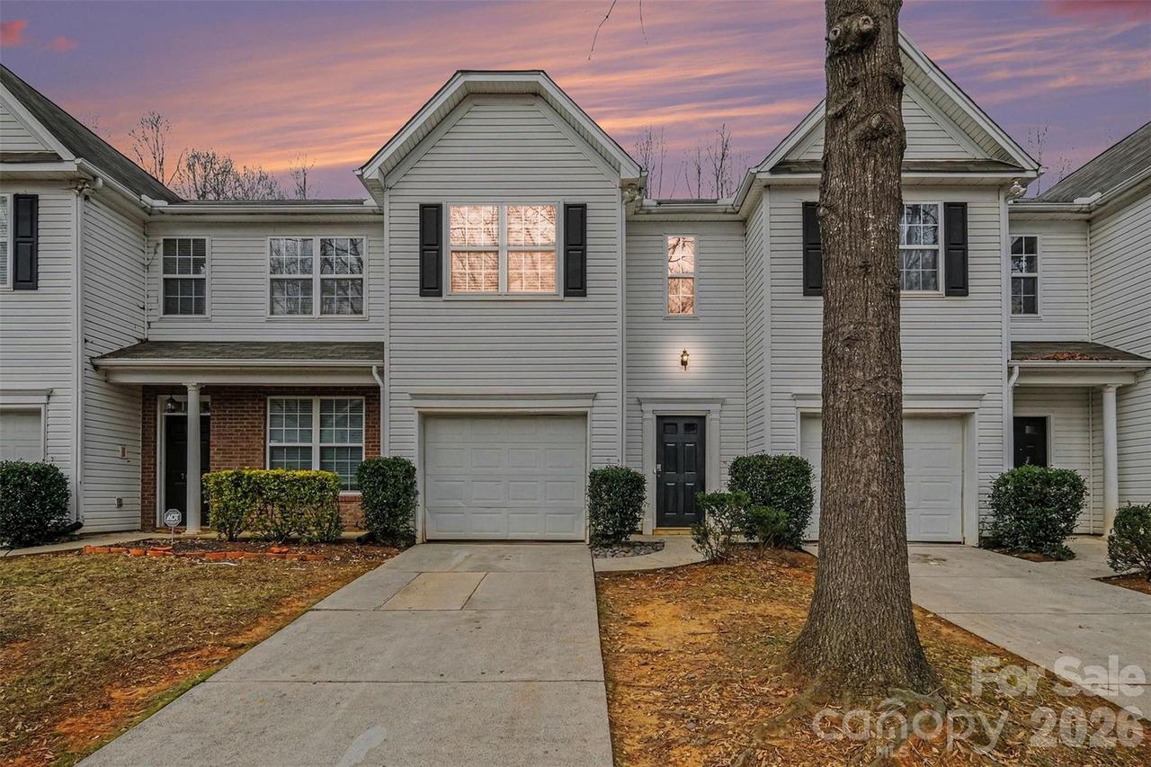 7611 Abigail Glen Dr., Charlotte, NC 28212