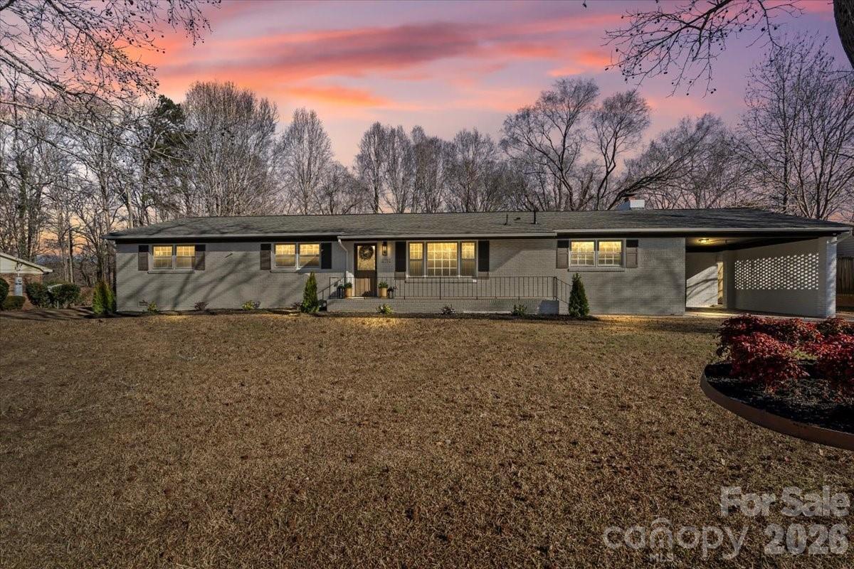 4014 Winterwood Dr., Gastonia, NC 28056