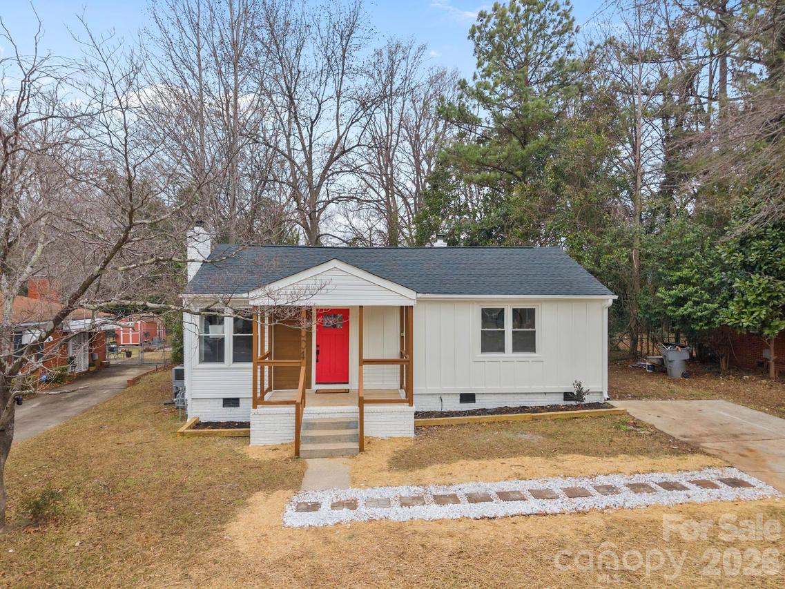 1004 Druid Cir., Charlotte, NC 28206