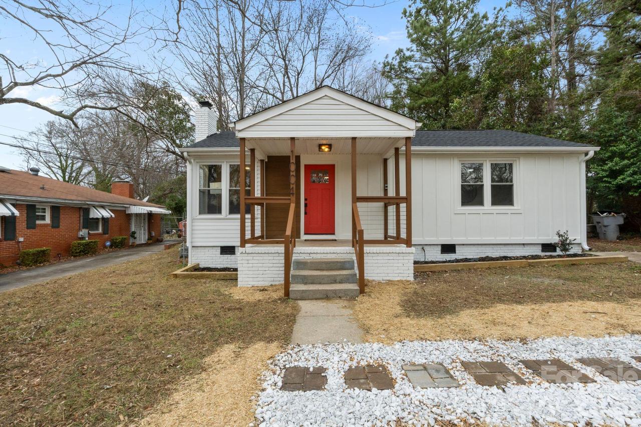 1004 Druid Cir., Charlotte, NC 28206