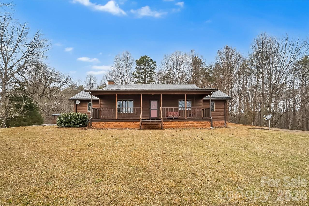 96 Patton Valley Dr., Nebo, NC 28761