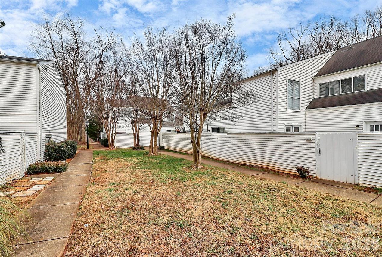 7132 Stonington Ln., Charlotte, NC 28227