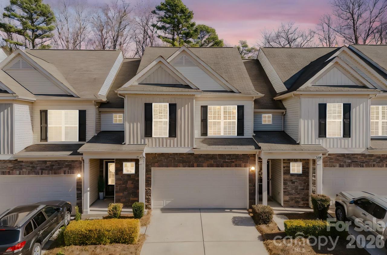 2215 Whitford Ln., Charlotte, NC 28210