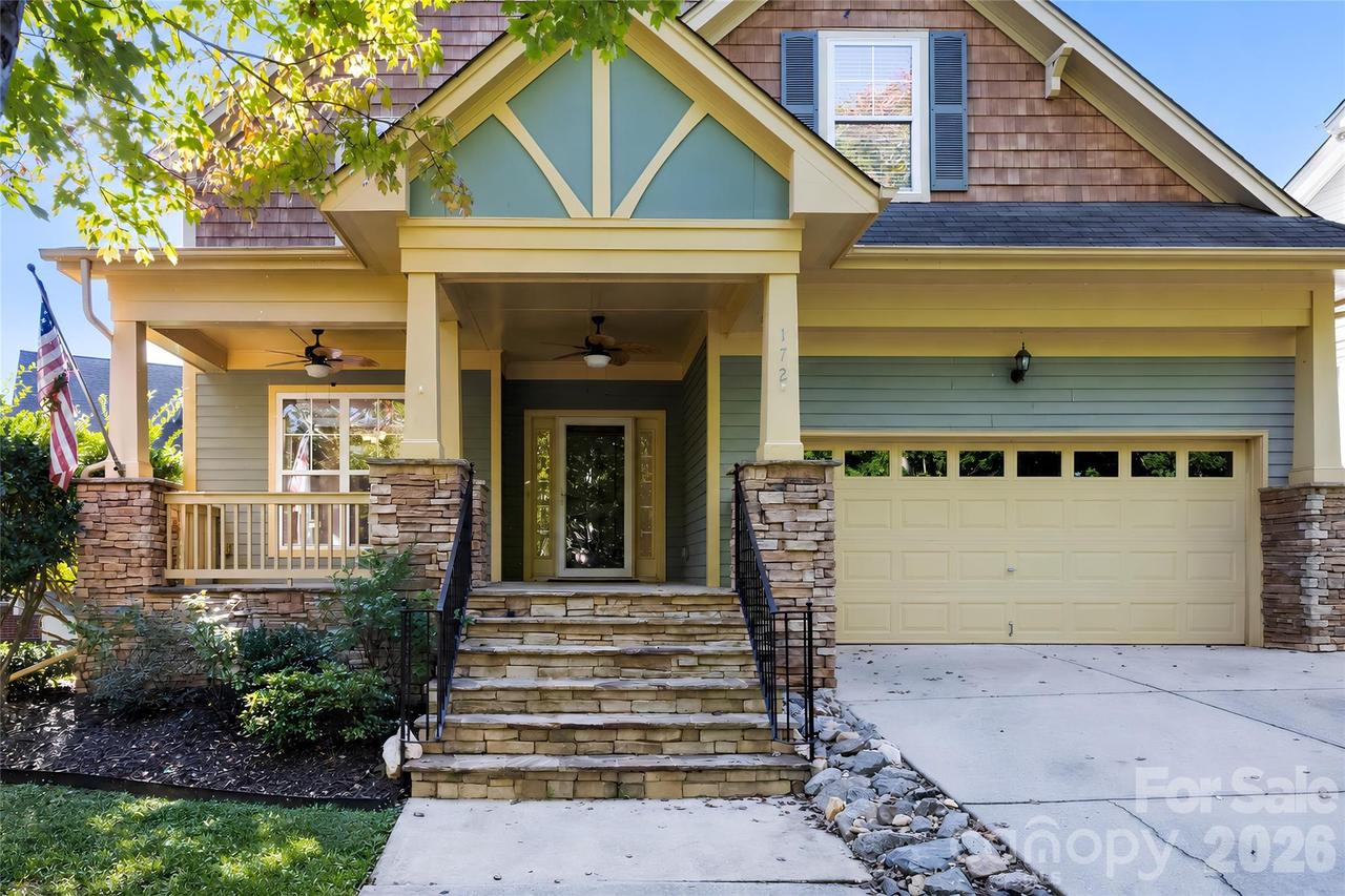172 Water Oak Dr., Mooresville, NC 28117