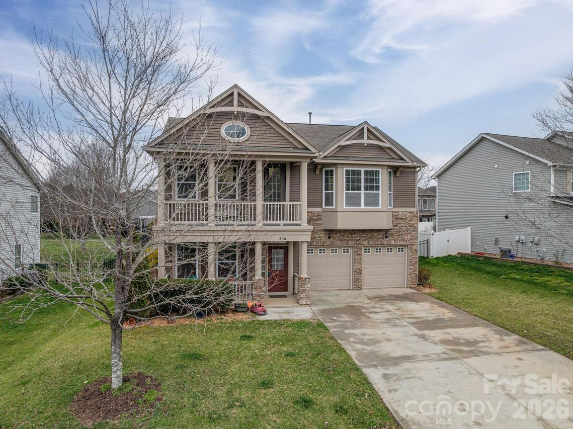 300 Tall Wheat Ln., Mount Holly, NC 28120