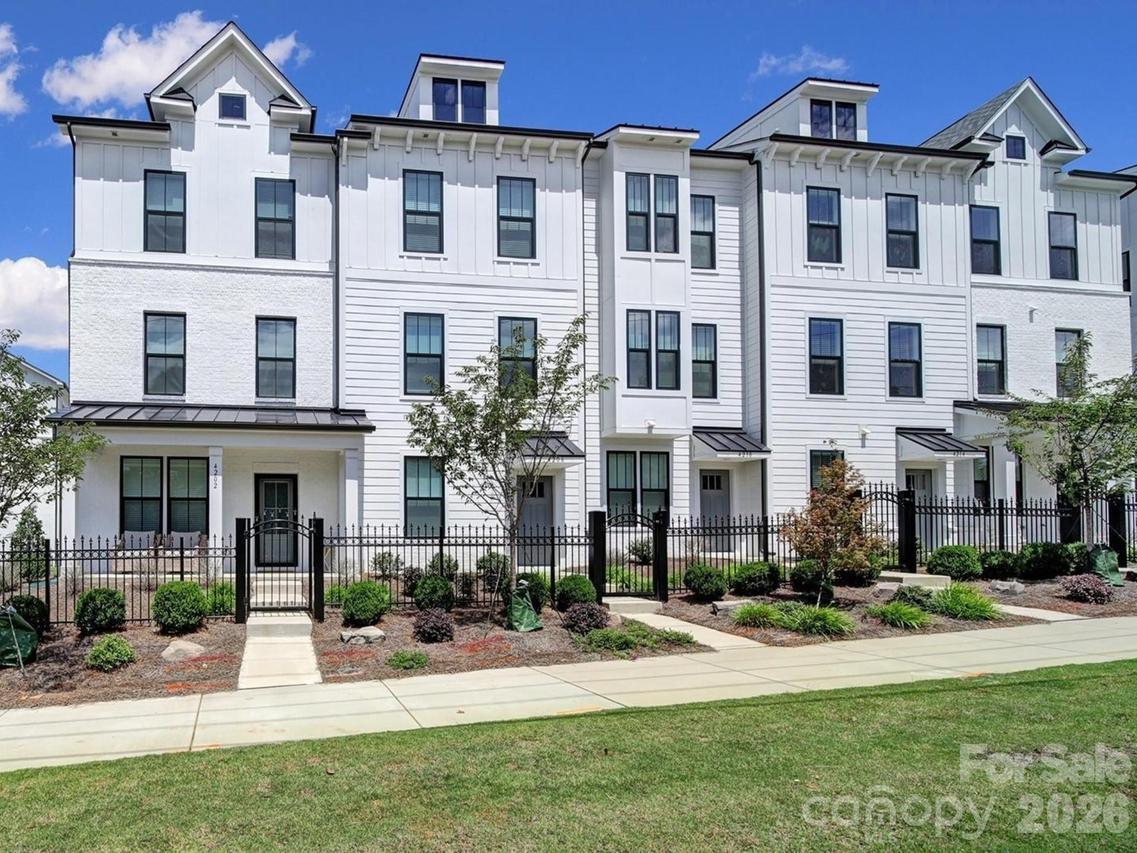 4202 Alexander View Dr., Charlotte, NC 28226