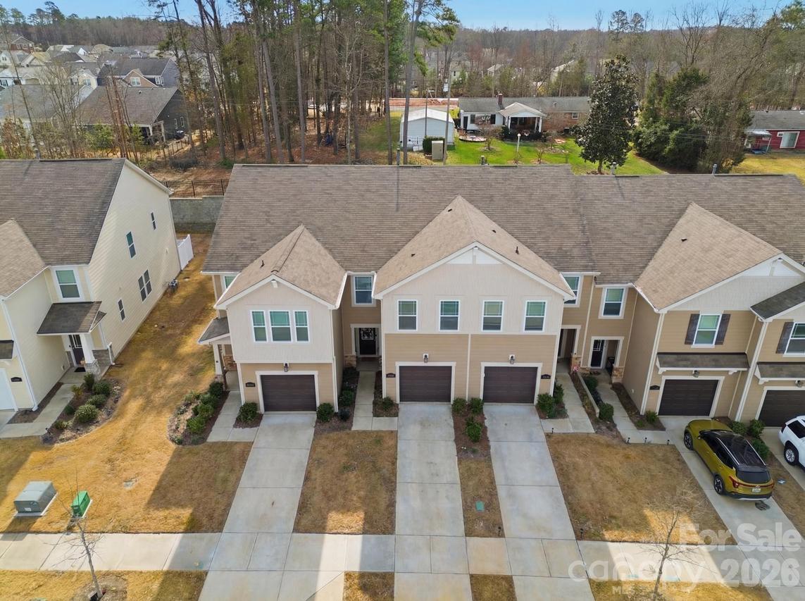 16038 Red Buckeye Ln., Huntersville, NC 28078