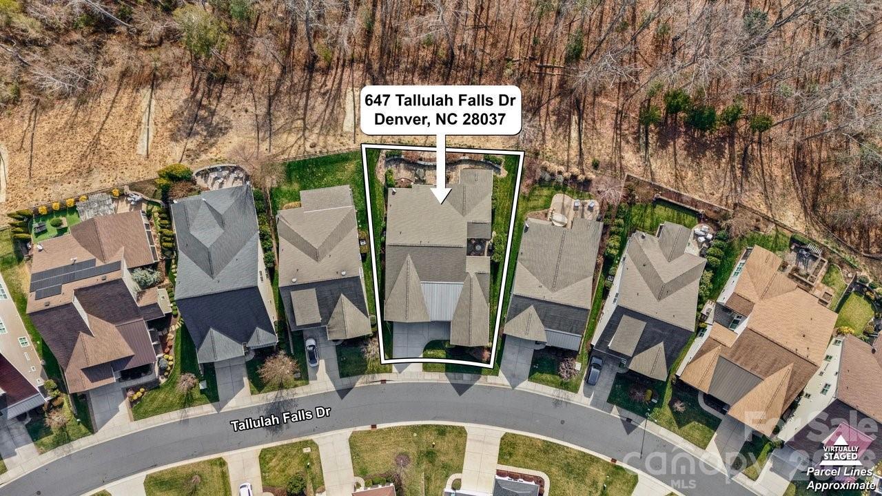 647 Tallulah Falls Dr., Denver, NC 28037