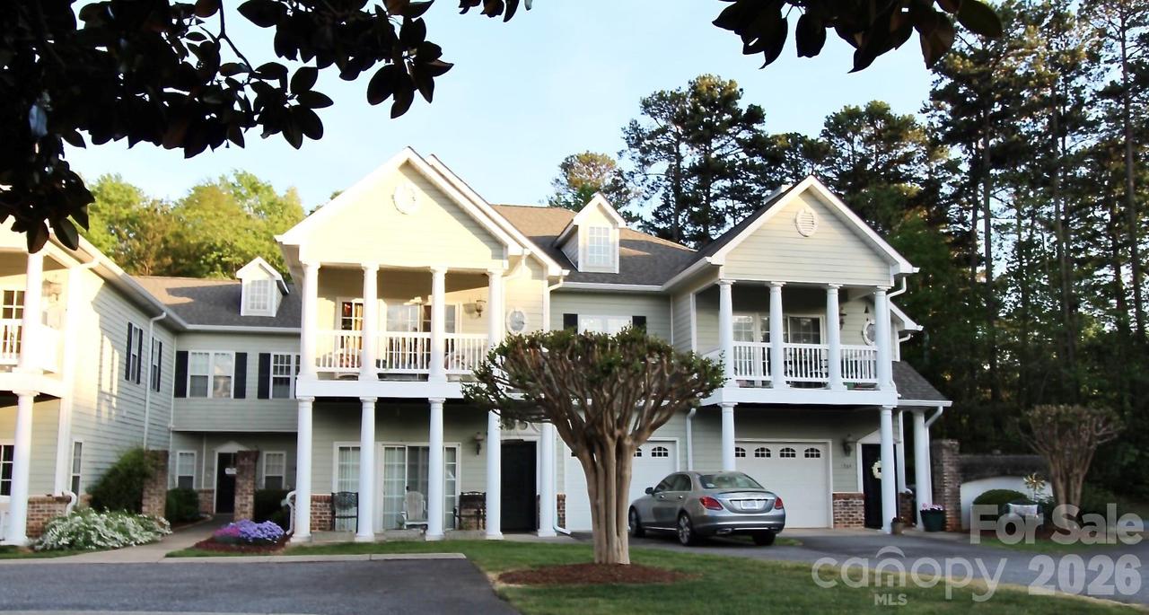 1364 21st Ave., Hickory, NC 28601