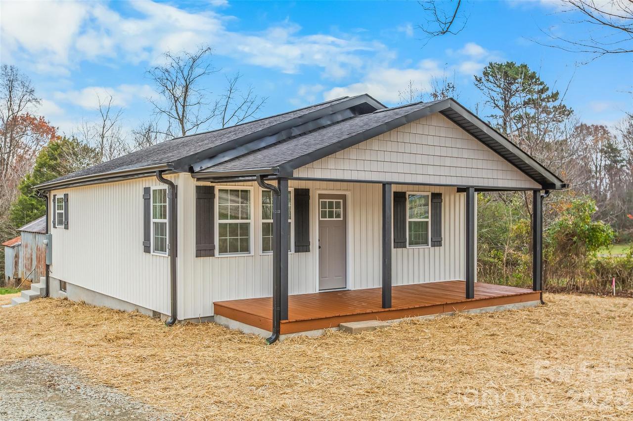 5420 Us Highway 21 Hwy., Jonesville, NC 28642