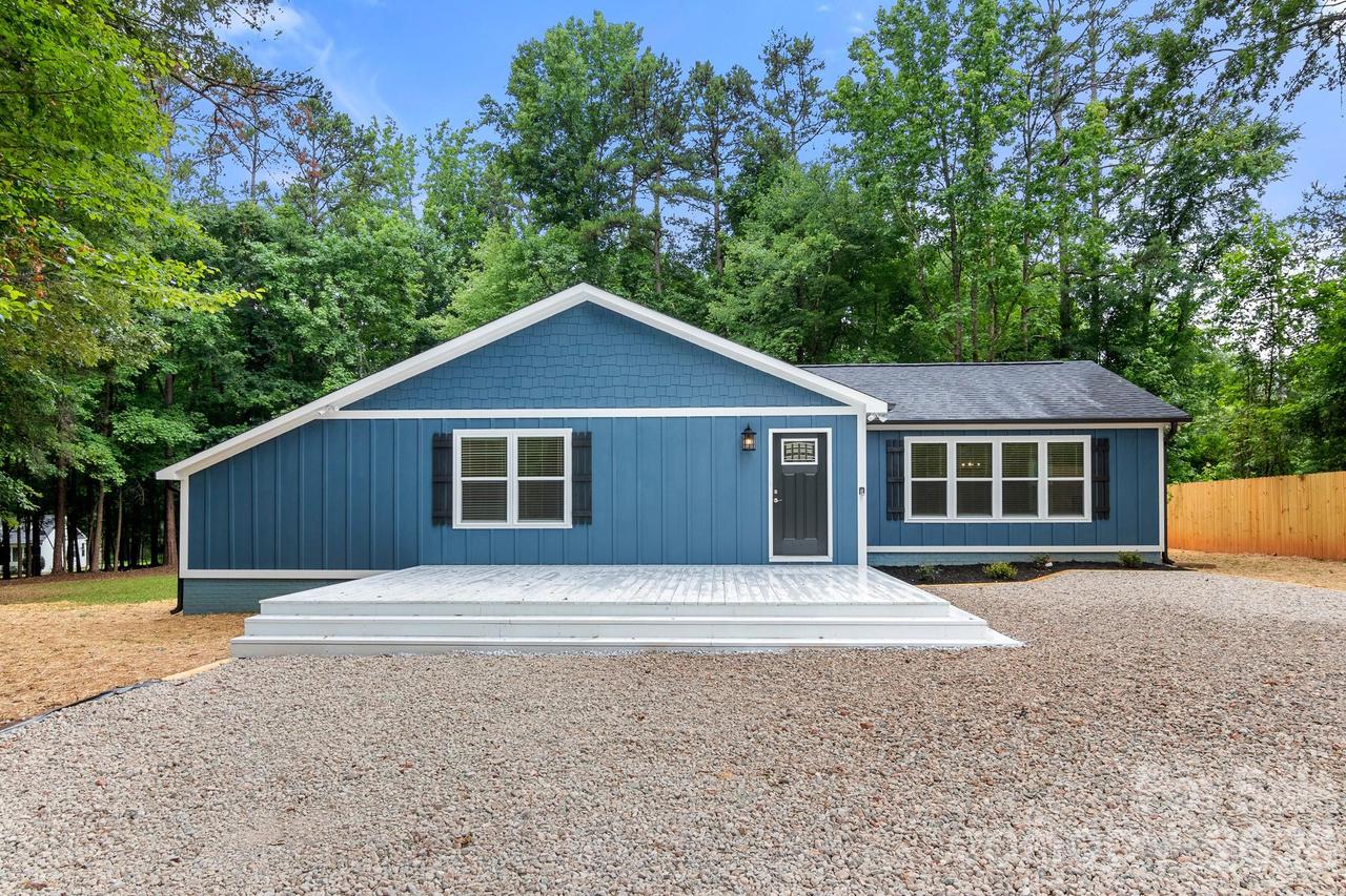 116 Maple Grove Church Rd., Matthews, NC 28104