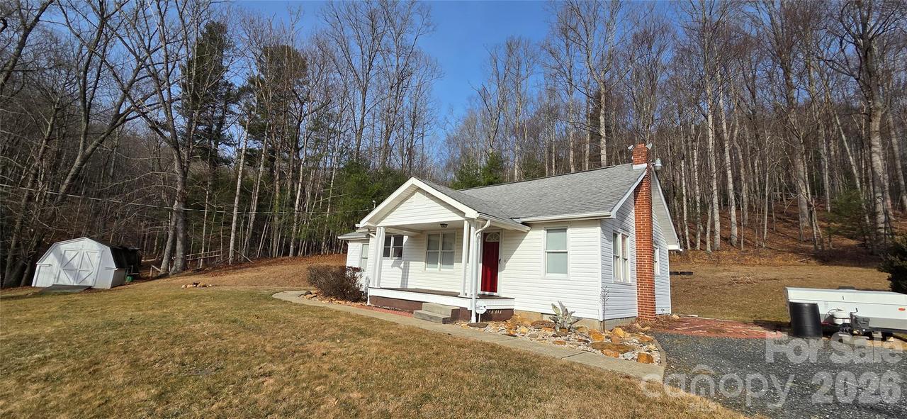 212 Old Dale Rd., Spruce Pine, NC 28777