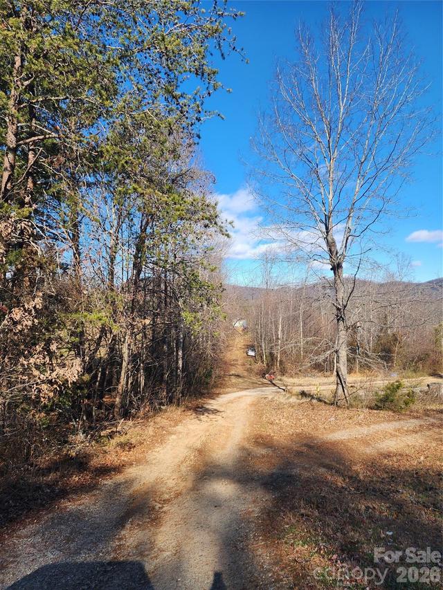 21 Hickory Dr., Taylorsville, NC 28681