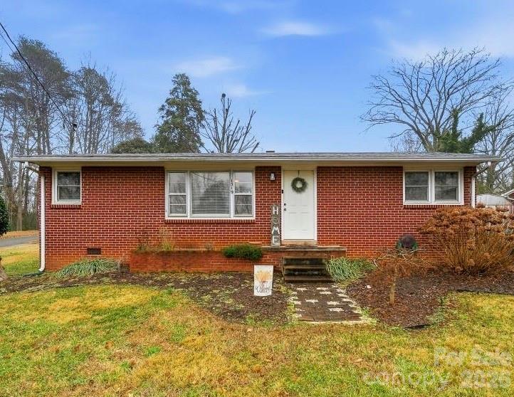 1519 N Frye Ave., Newton, NC 28658