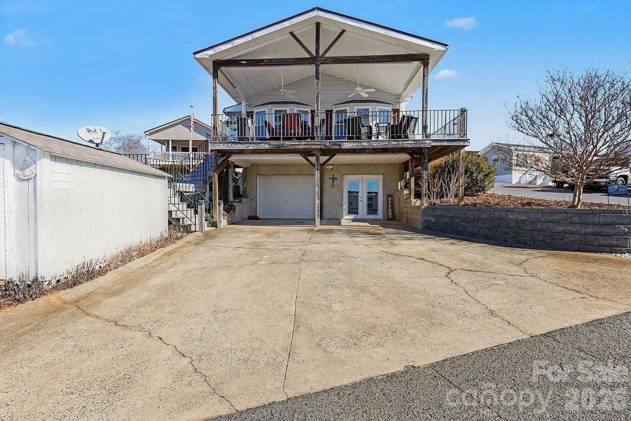 103 Oriole Rd., New London, NC 28127