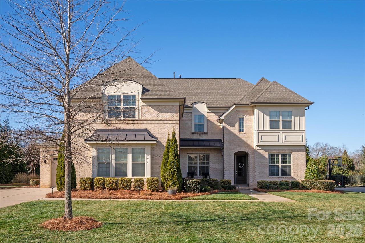 9614 Pensive Ln., Waxhaw, NC 28173