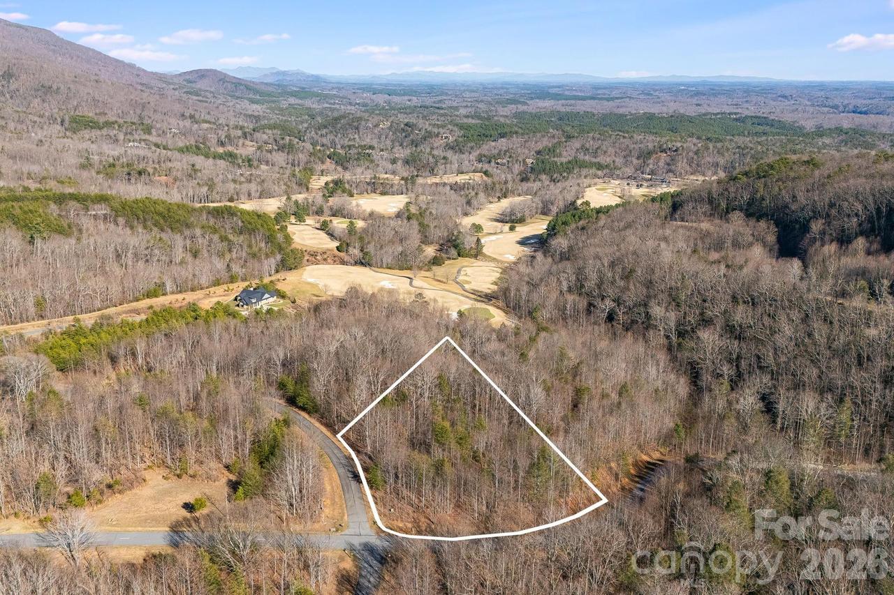 2049 W Deep Gap Farm Rd., Mill Spring, NC 28756