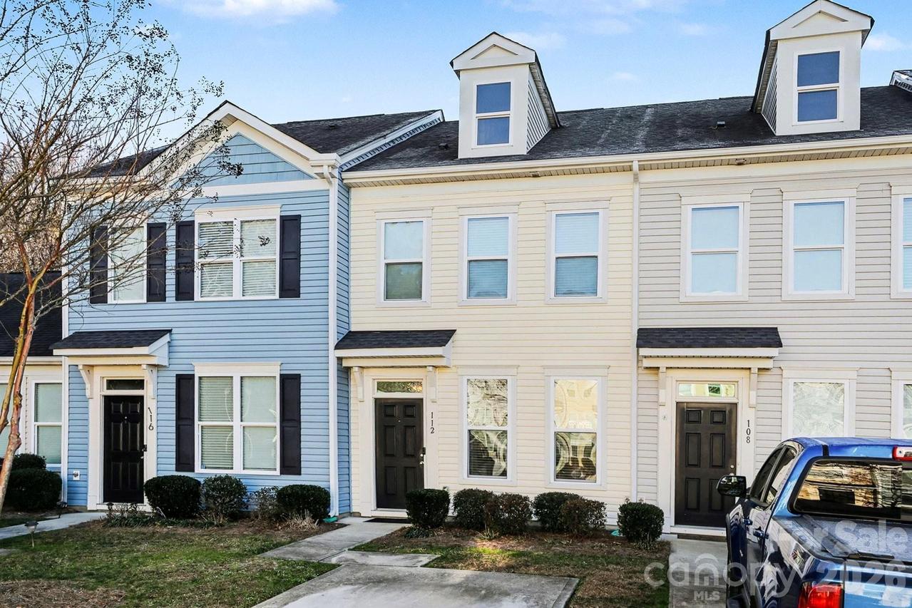 112 N Canyon Ridge Dr., Mount Holly, NC 28120