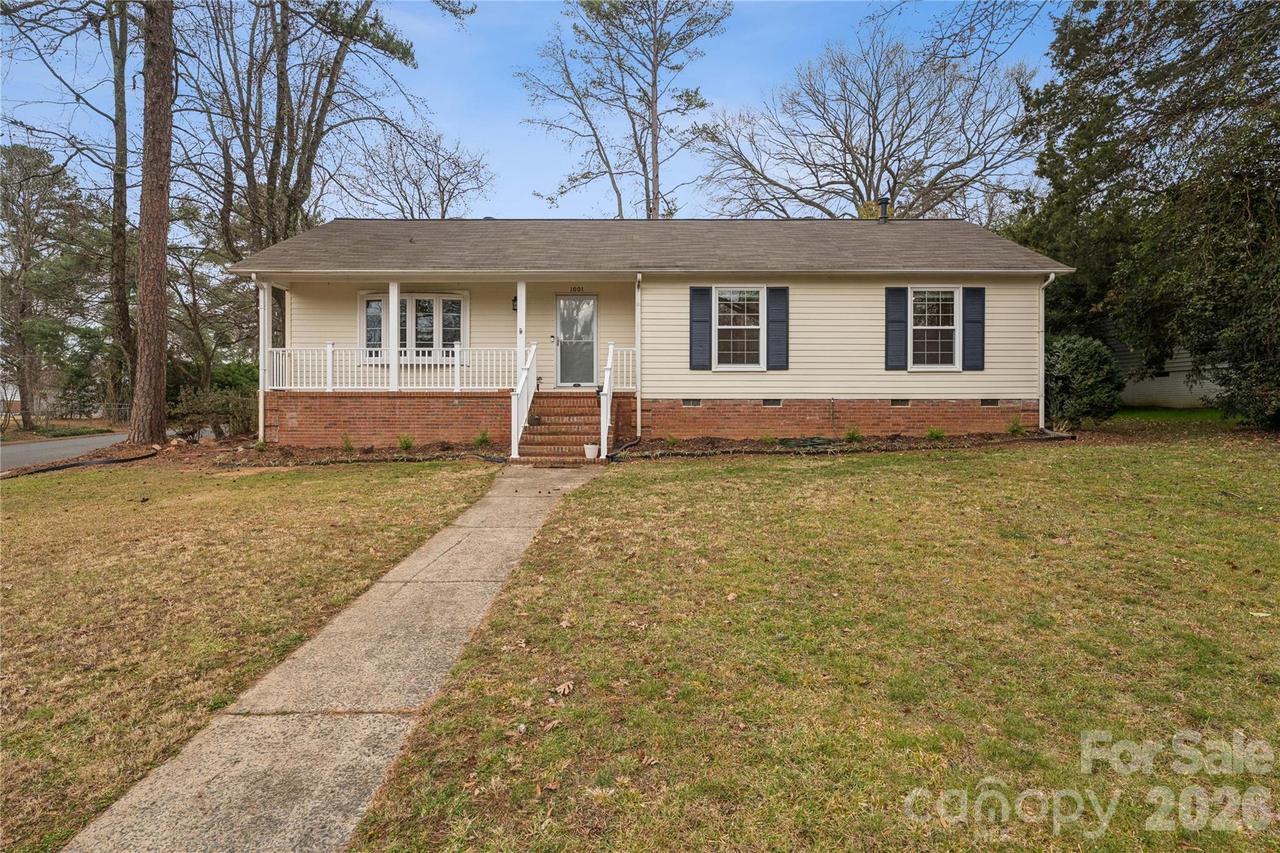1001 Eaglewood Ave., Charlotte, NC 28212