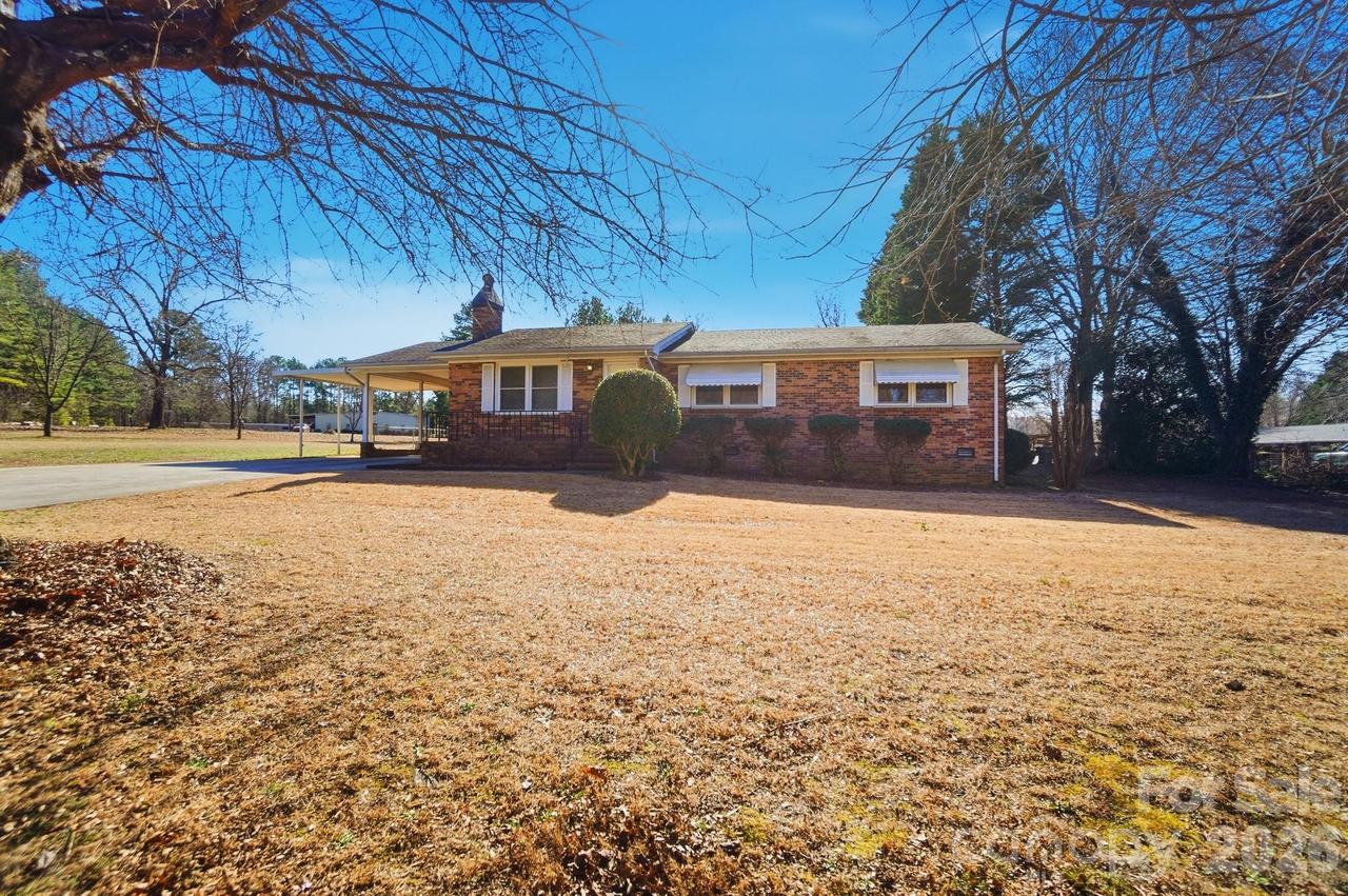 4409 Little Mountain Rd., Gastonia, NC 28056