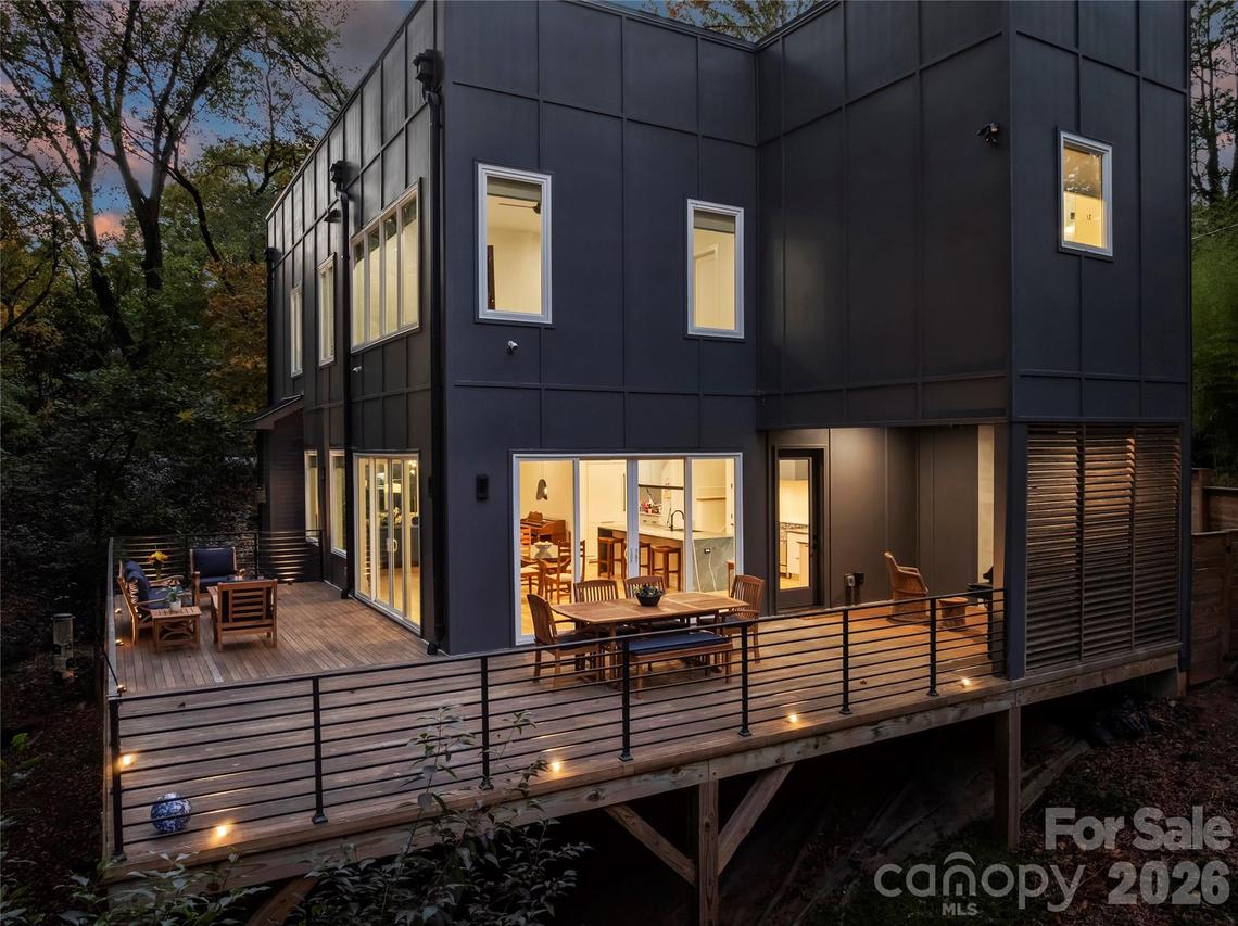 7223 Terrace Dr., Charlotte, NC 28211