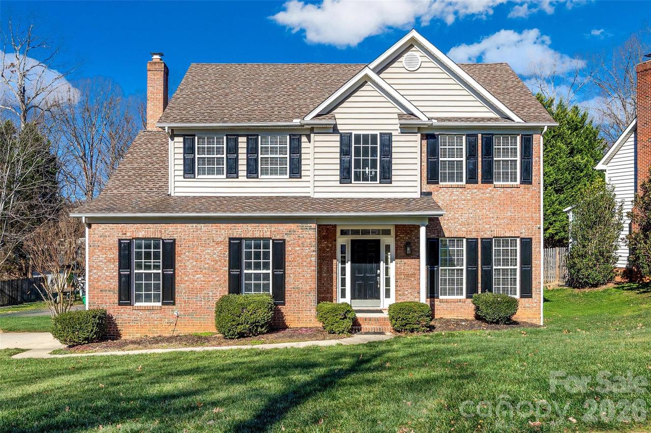 2912 Tallard Ln., Charlotte, NC 28270