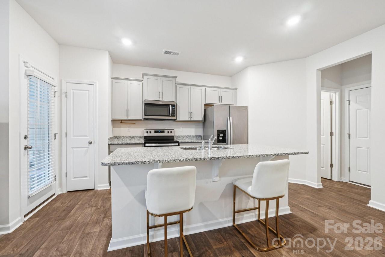 9051 Lowfalls Ln., Charlotte, NC 28216