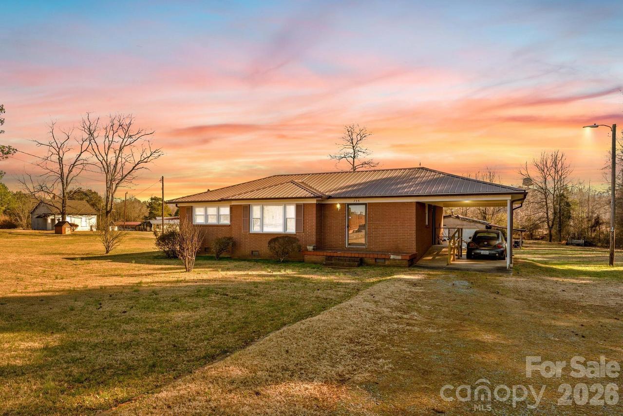 735 Grace Church Rd., Salisbury, NC 28147