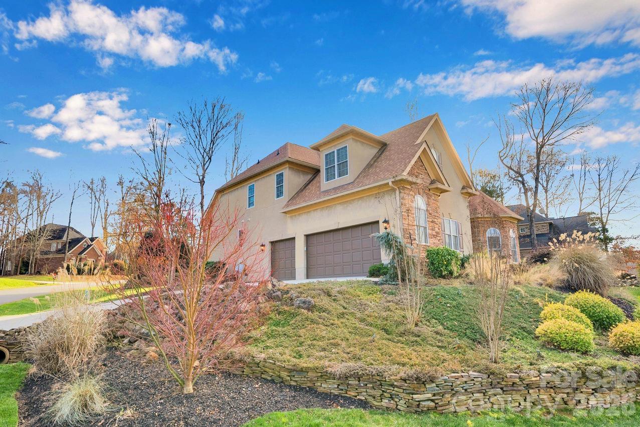 7778 Burning Ridge Dr., Stanley, NC 28164