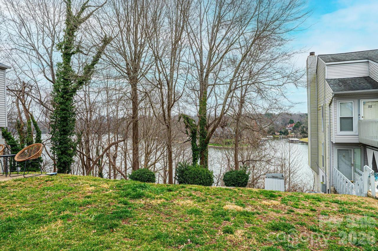 1050 21st Ave. #60, Hickory, NC 28601