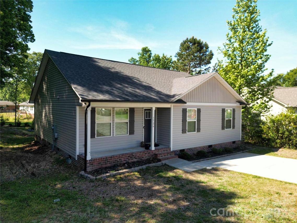 1526 Shepard St., Kannapolis, NC 28083