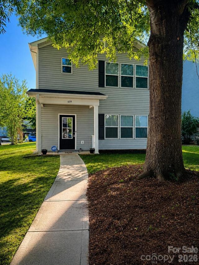 609 N Mulberry St., Statesville, NC 28677