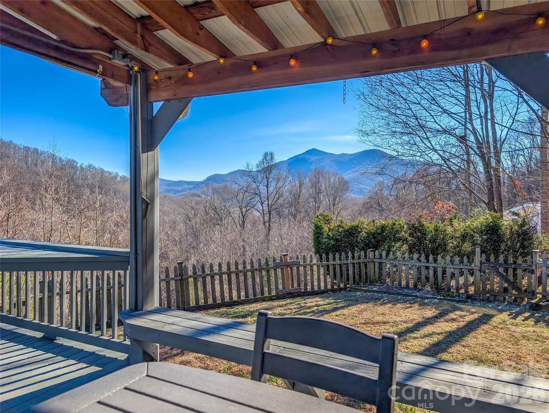 305 Majestic Mountain Dr. #7, Burnsville, NC 28714