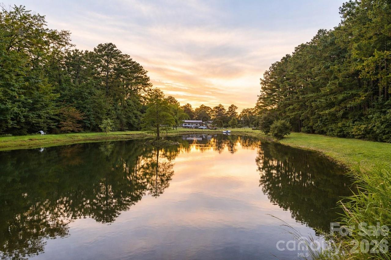 179 Trent Rd., Oriental, NC 28571