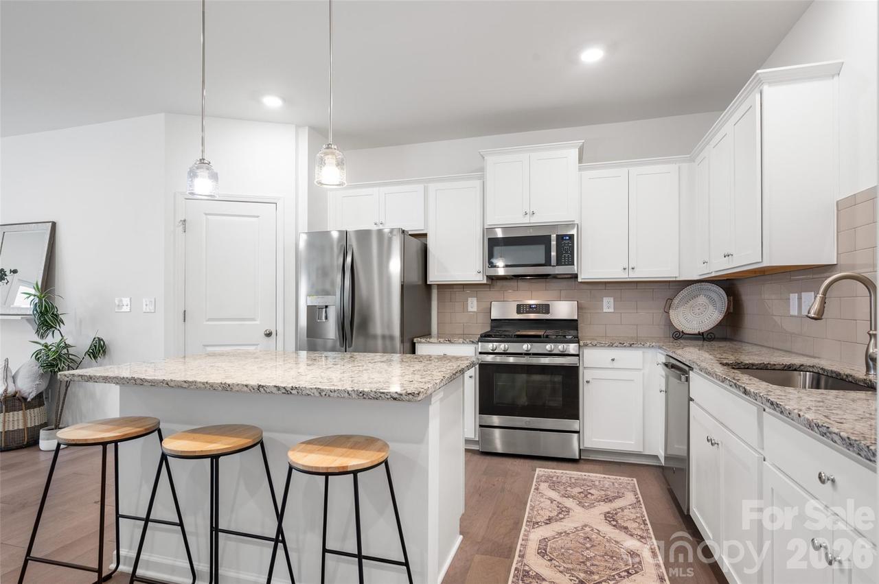 215 Harpers Run Ln., Matthews, NC 28104