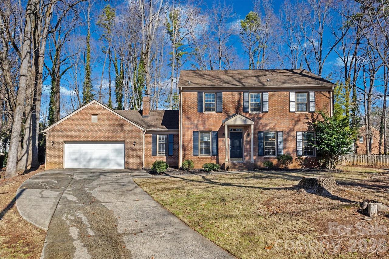 812 Duffy Ct., Matthews, NC 28105