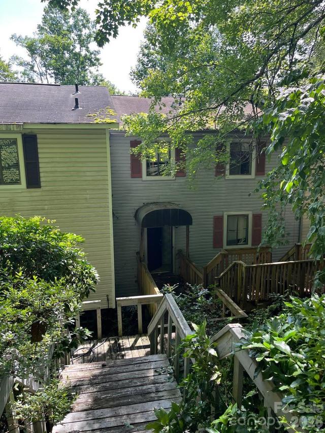 7882 Kinglet Rd., Connelly Springs, NC 28612