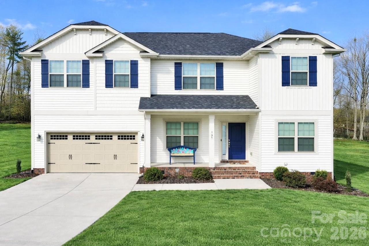 137 Northlake Dr., Statesville, NC 28677
