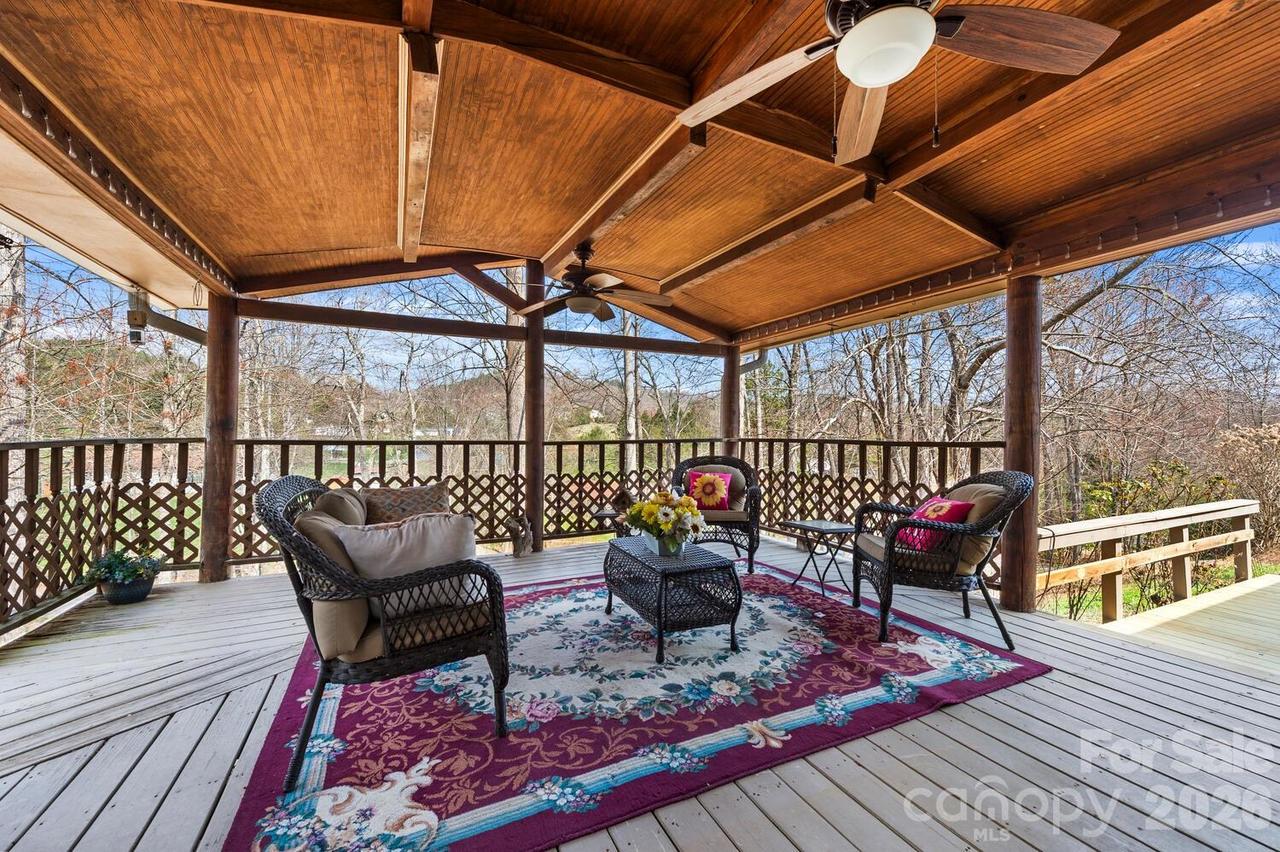 18 Henry White Ln. #5, Leicester, NC 28748