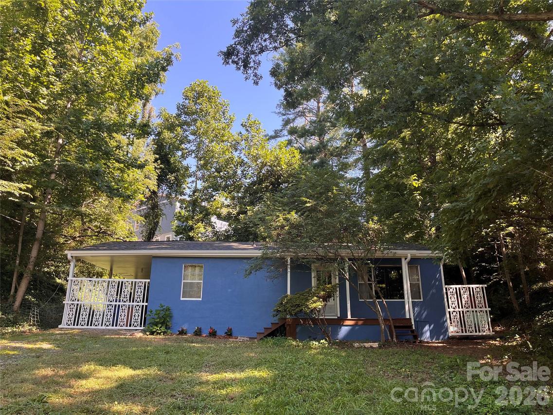61 Huffman Rd., Asheville, NC 28806