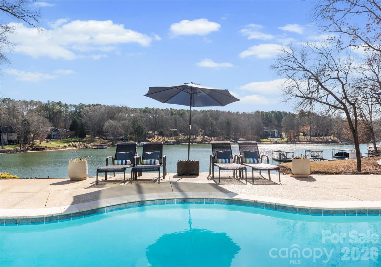 4470 Power Dr., Sherrills Ford, NC 28673