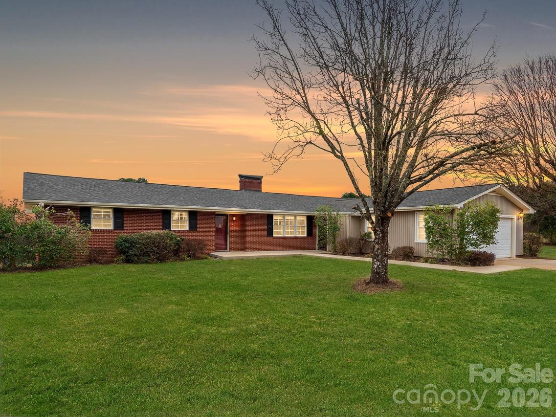 159 Big Island Rd., Forest City, NC 28043