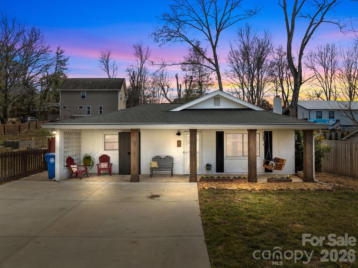 79 Bellevue Rd., Asheville, NC 28803