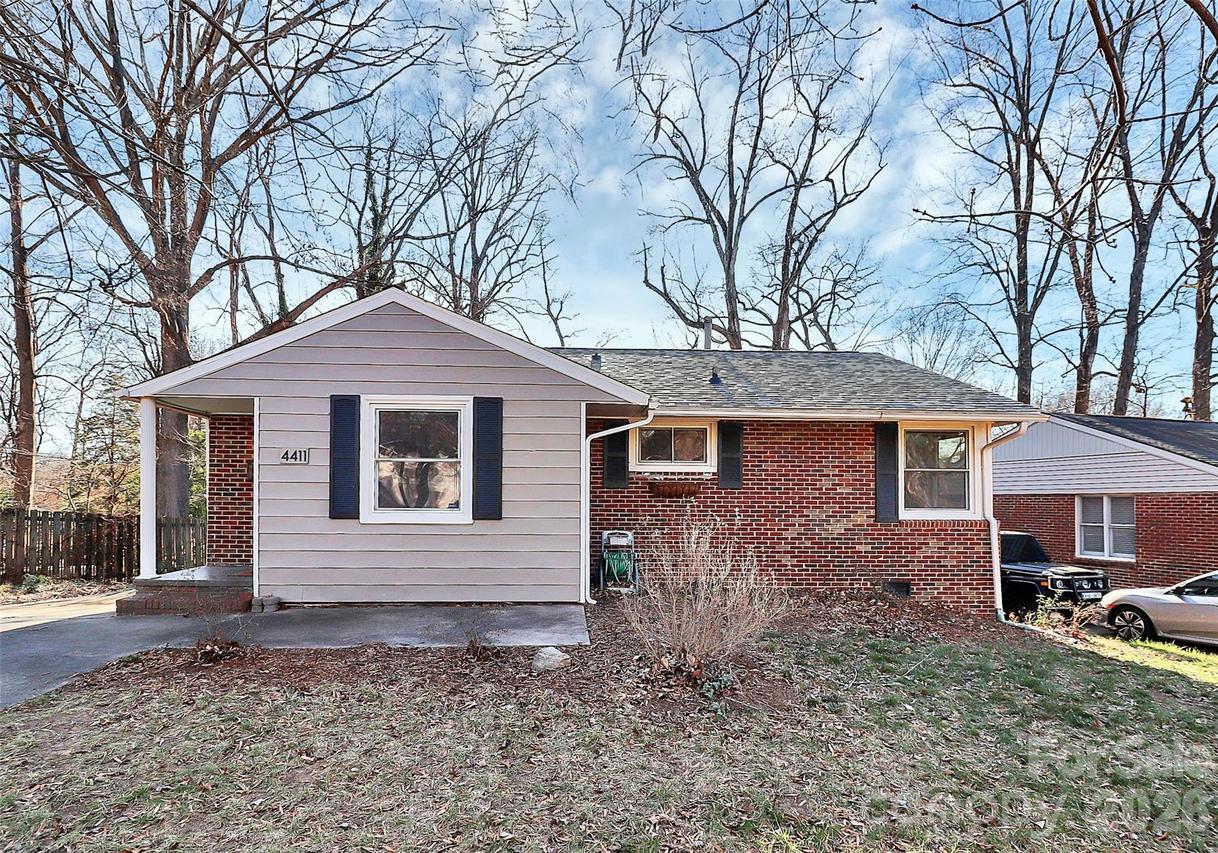 4411 Murrayhill Rd., Charlotte, NC 28209