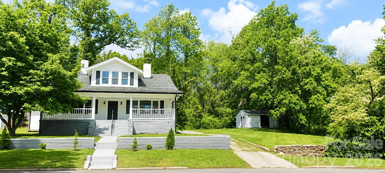 105 N Inman Ave., Bessemer City, NC 28016
